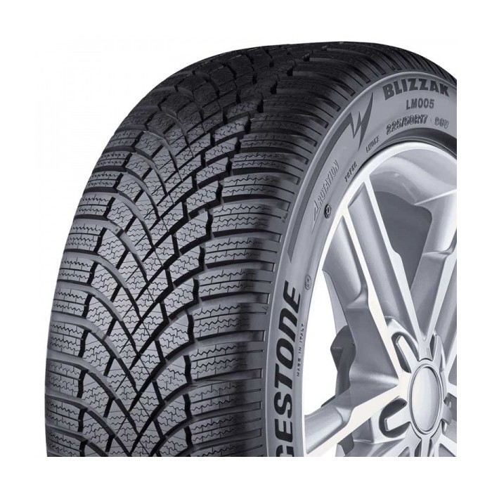 BRIDGESTONE 245/50R19 Blizzak LM005 105 H XL * ( C B B 72dB )