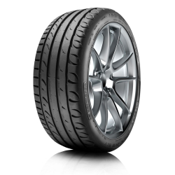 KORMORAN Ultra High Performance Michelin Grupės Europa 235/55R17 103W