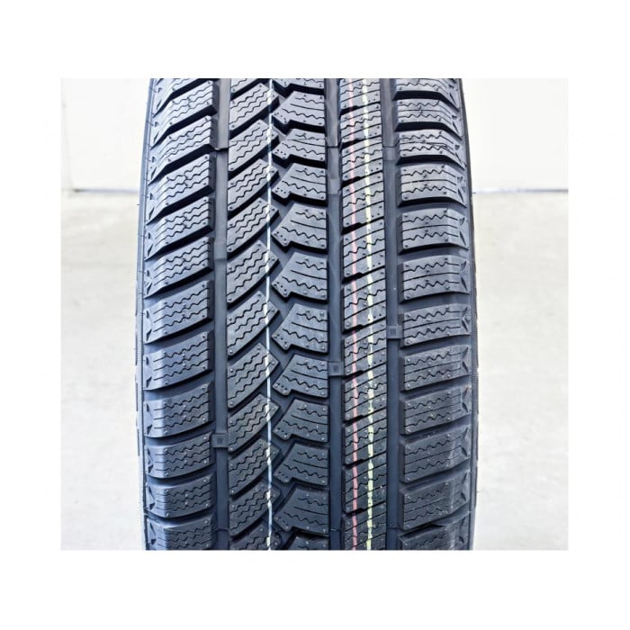 TORQUE TQ022 XL CN 205/50R17 93H